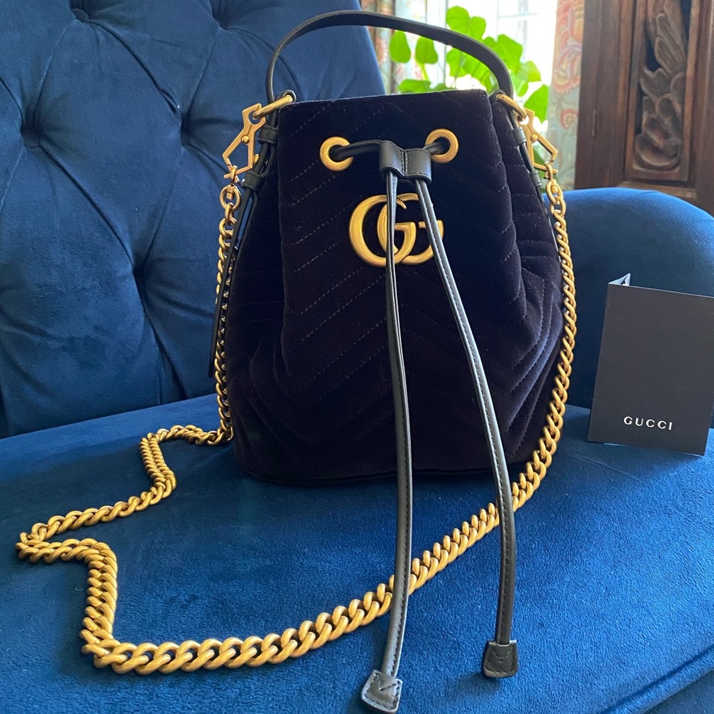 Gucci GG Marmont velvet bucket bag